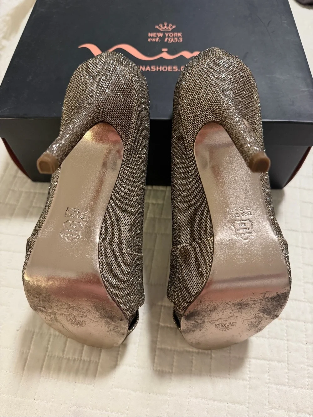 Nina sparkling peep